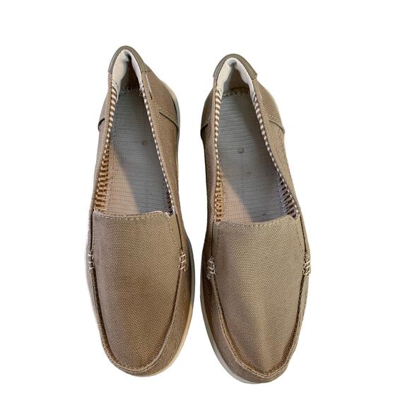 Crocs Women;s Size 6 Boat Shoes Canvas Slip on Loafers Biege Non-Marking Soles - Picture 3 of 10